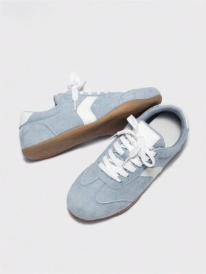 Women’s Flat Lace-Up Casual Training Sneakers